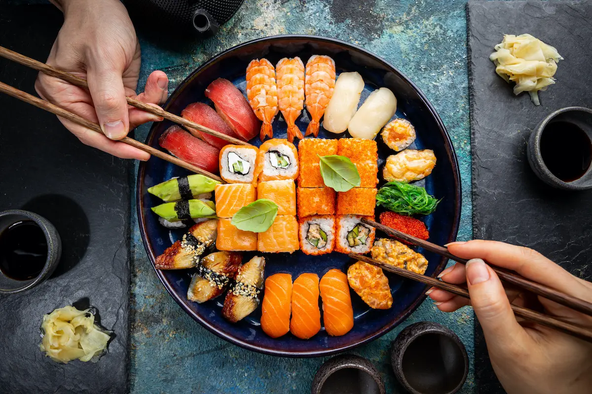 Deluxe Sushi Making Kit - Seafoods of the World