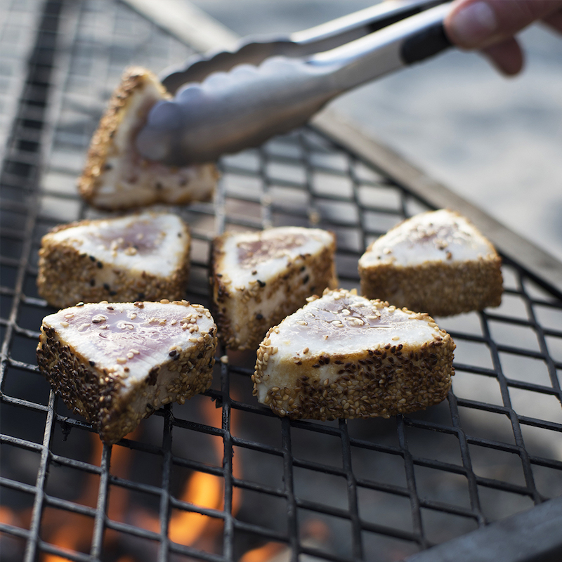 Seafood grilling: tuna steaks