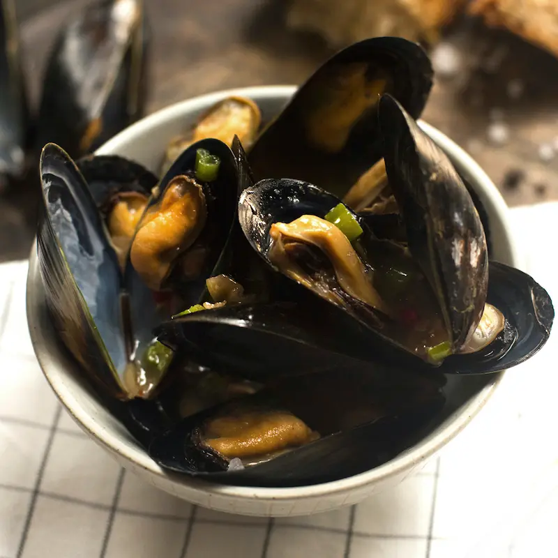 How to Eat Mussels: DMU Pacific Mussels 