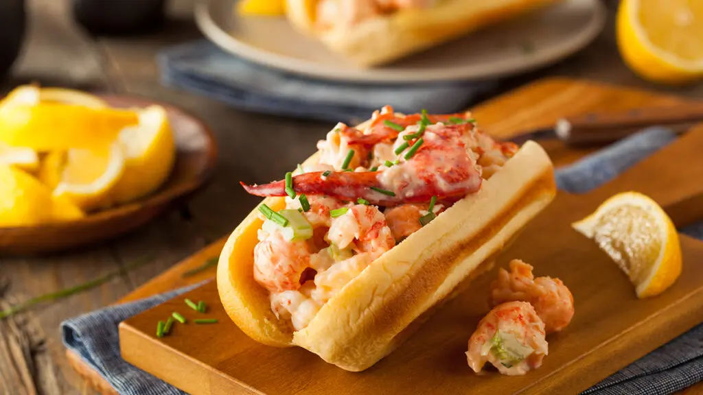 Homemade New England Lobster Roll