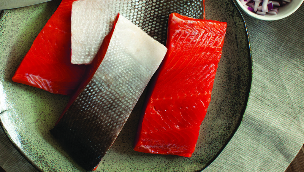 healthiest types of salmon wild Alaska salmon fillets