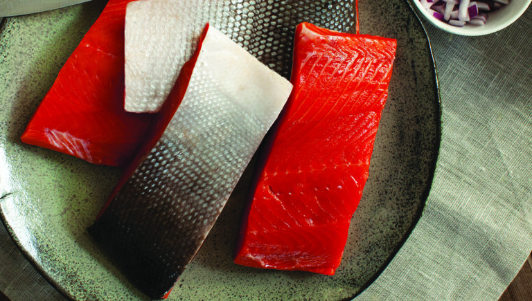 healthiest types of salmon wild Alaska salmon fillets